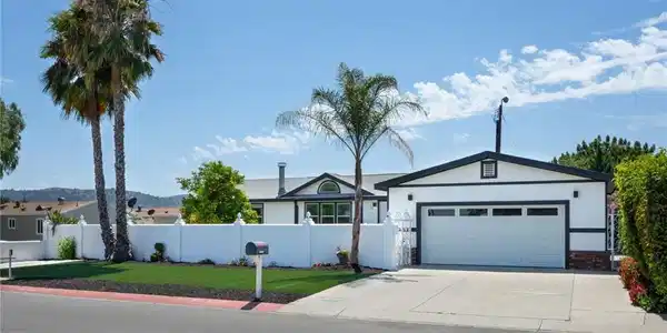 261 Las Brisas Circle