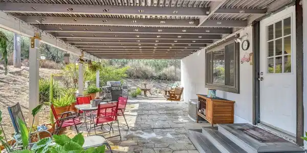 707 Lilac Ranch Rd