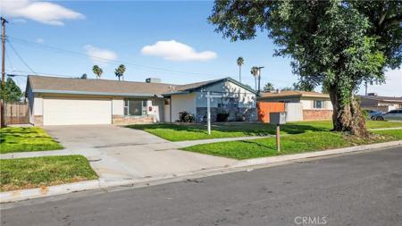 8971 Glencoe Drive