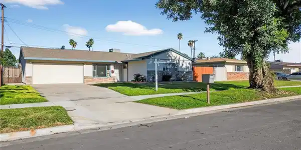 8971 Glencoe Drive