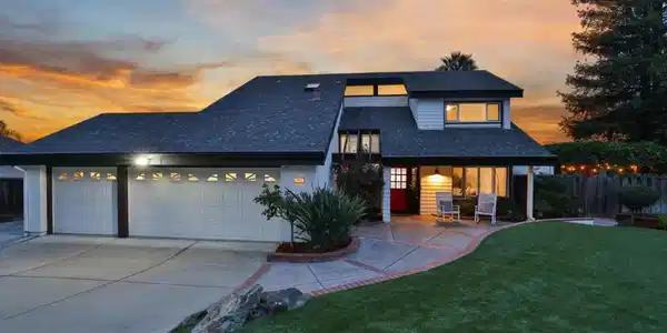 363 Hines Court
