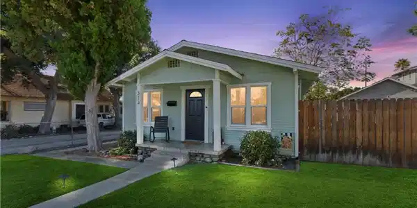 313 N 8th