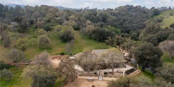 29501 Hart Oaks Drive