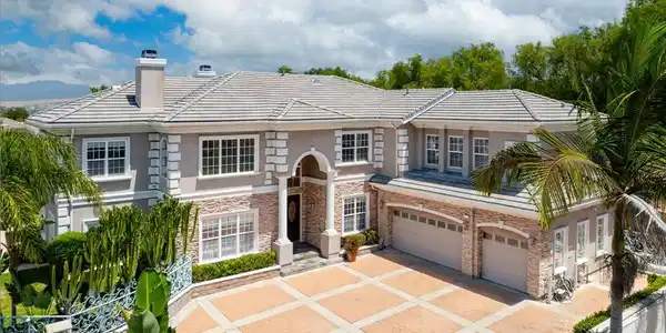 2122 Meteora Way