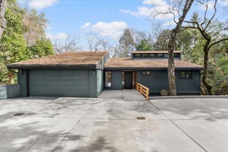 18319 Las Cumbres Road