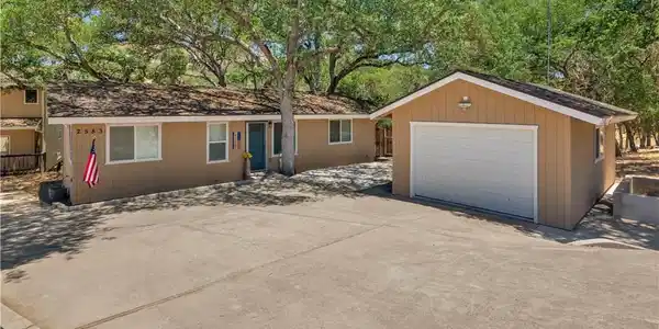 2583 Oak Shores Drive