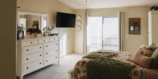 54205 Avenida Alvarado