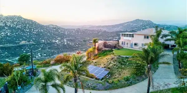 15471 Green Valley Truck Trail