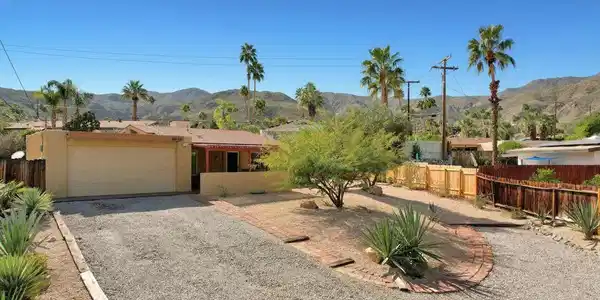 68125 Valley Vista Drive
