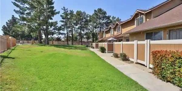 1460 Kendall Drive