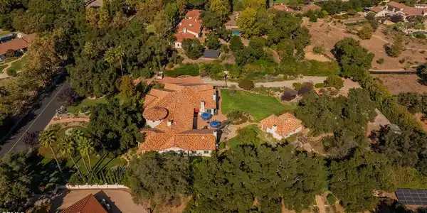 861 Oak Grove Court