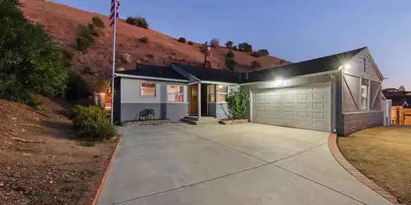 8466 Springford Drive