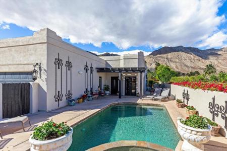 53525 Avenida Juarez