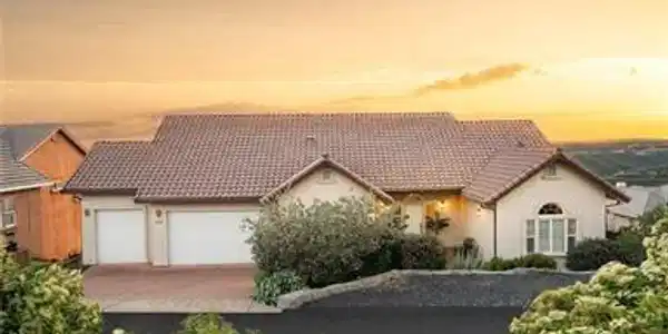 4451 Casa Sierra