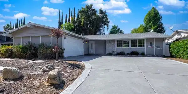 167 Kanan Road