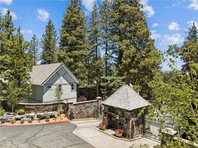 304 Lake Knoll Drive