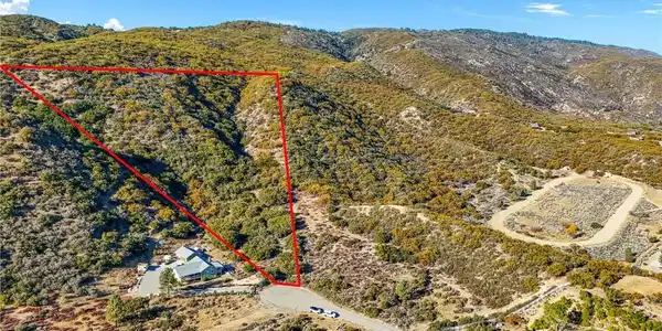 0 Chimney Rock