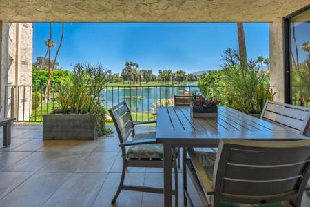 910 Island Drive