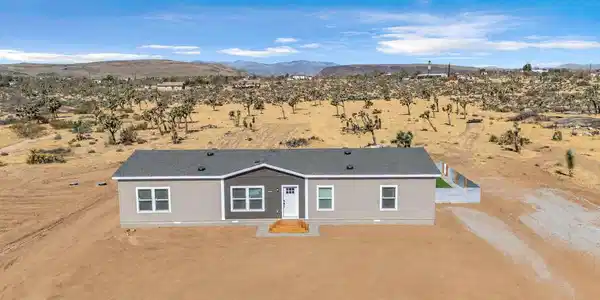 3470 Warren Vista Avenue