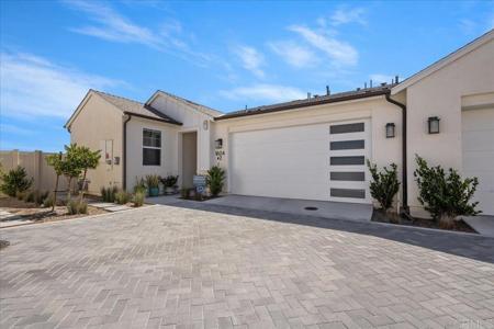 1624 Calle Oxton