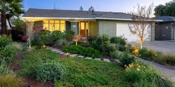 5896 Lalor Drive