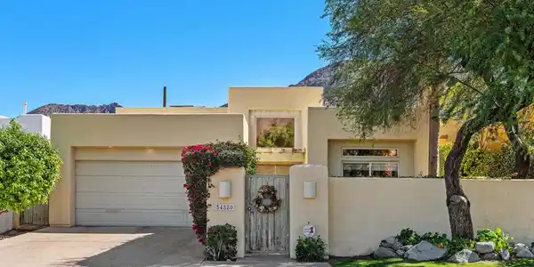 54880 Avenida Rubio