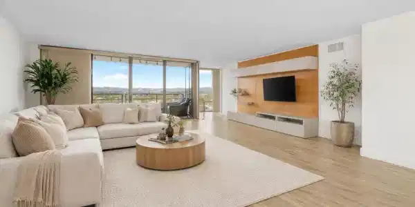 4316 Marina City Dr