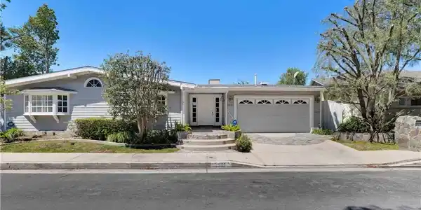 3831 Cody Road