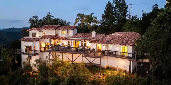 3351 Red Mountain Heights Drive