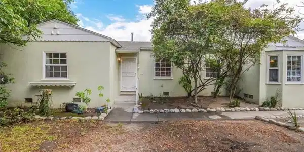 634 E Kingsley