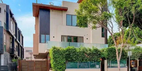 1249 N Formosa Avenue