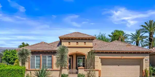 44704 Alexandria Vale