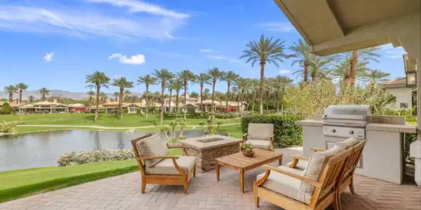 526 Desert Holly Drive