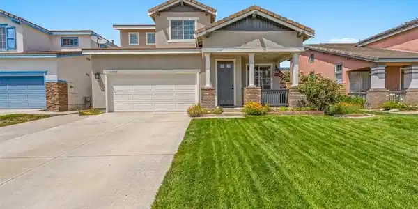 11492 Fallingstar Court