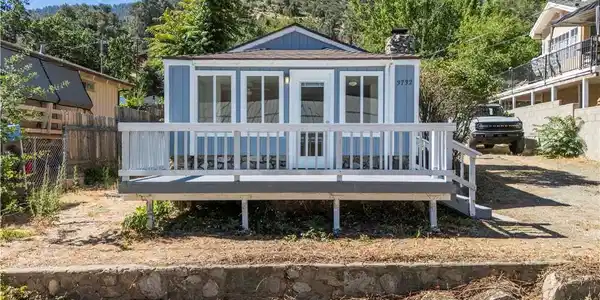 3732 Encino