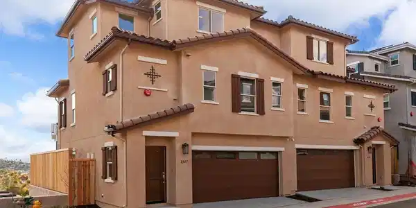 8547 Vista Azul Pl