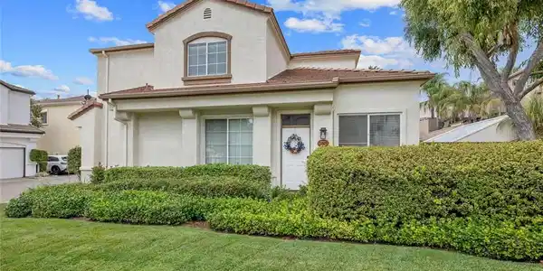 27879 Skycrest Circle
