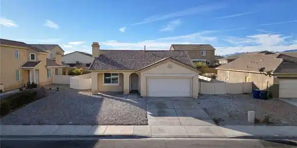11807 Desert Glen