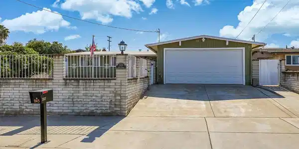 245 Paden Dr