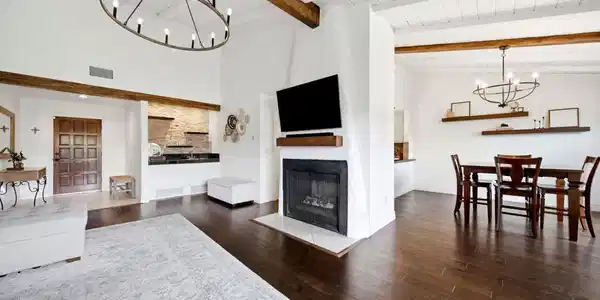 1126 San Jacinto