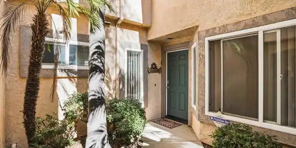 11382 Via Rancho San Diego