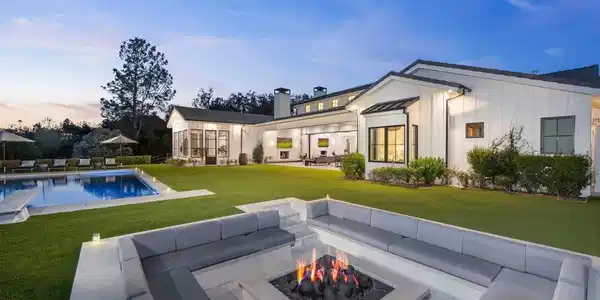 15550 El Camino Real