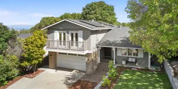 927 Clearfield Drive