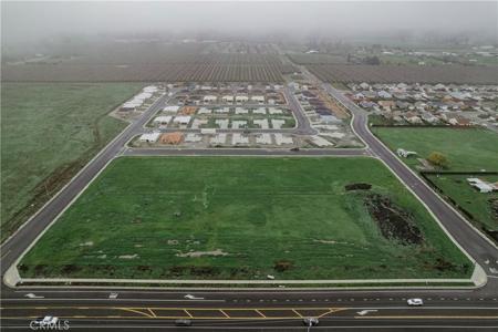 698 Hambright (Corner Hwy 32) Avenue