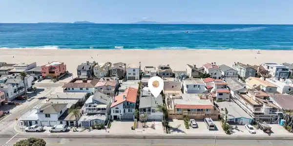 3715 Sunset Lane