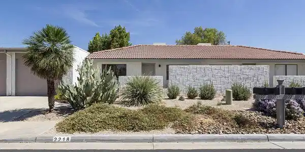 2218 N Sunshine Circle