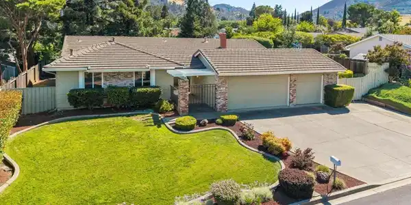 30 Mt. McKinley Ct.