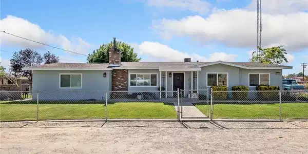 8758 Deep Creek