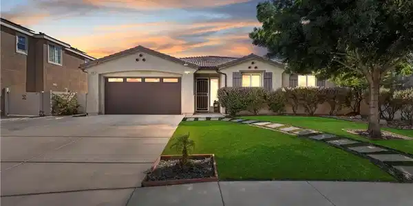 39366 11th Street W