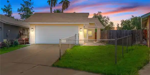 13981 Elmwood Court